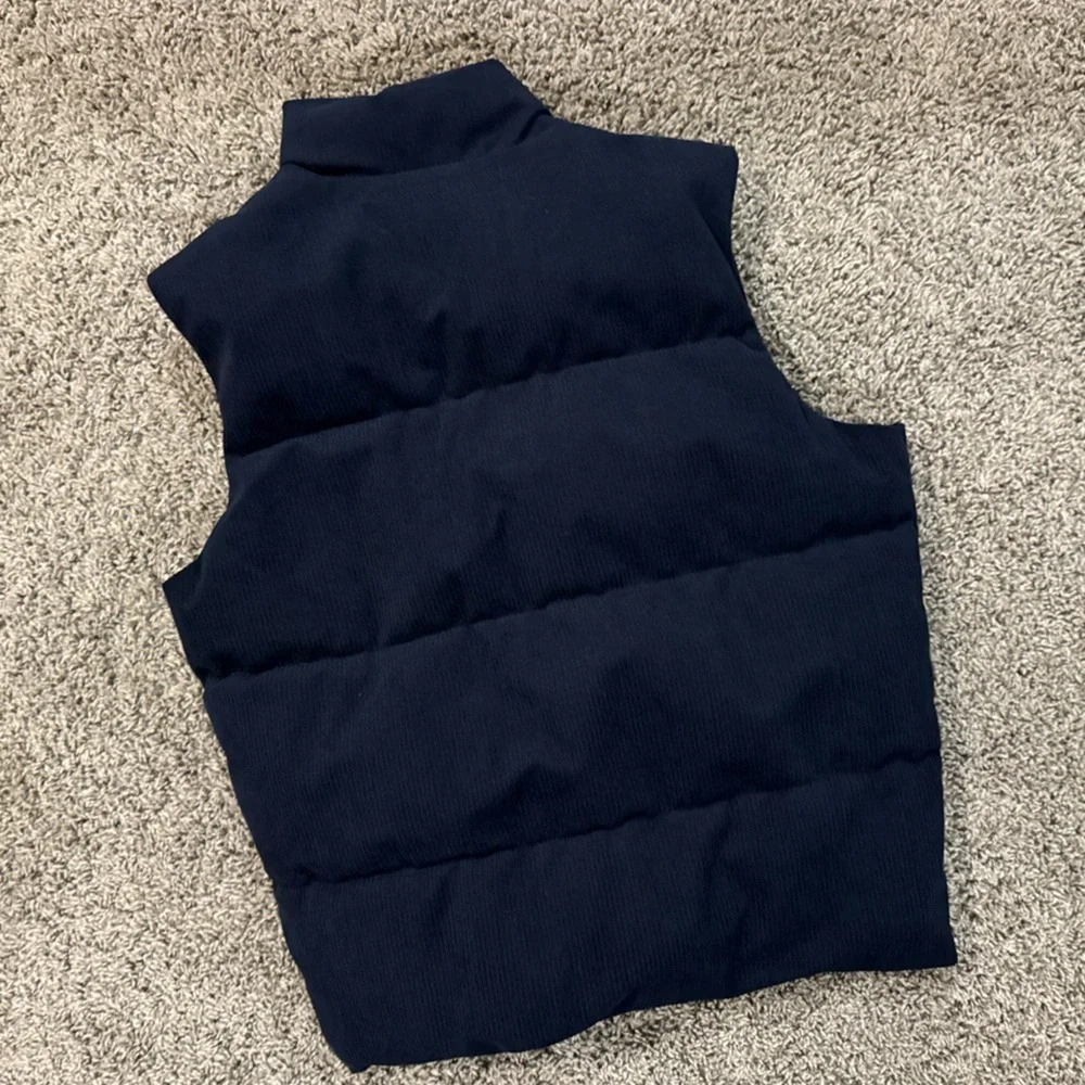 Men Old Navy Dark Blue Quilted corduroy Vest - Picture 8 of 8